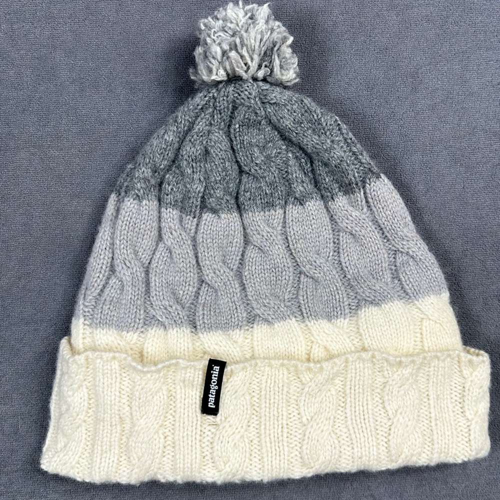 Patagonia Wool Knit Pom Beanie Unisex Adult Cream & Grey Multi - EUC!